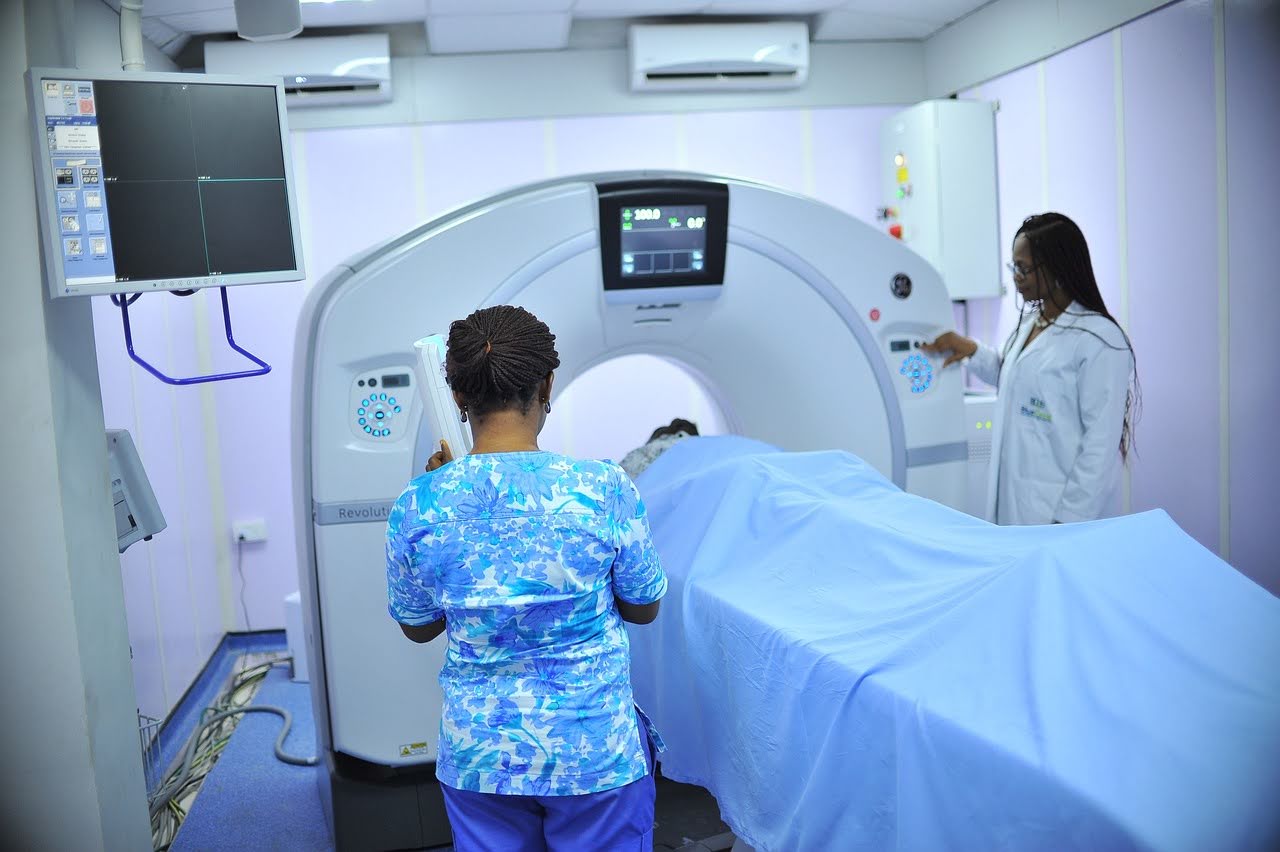 MRI or CAT scan
