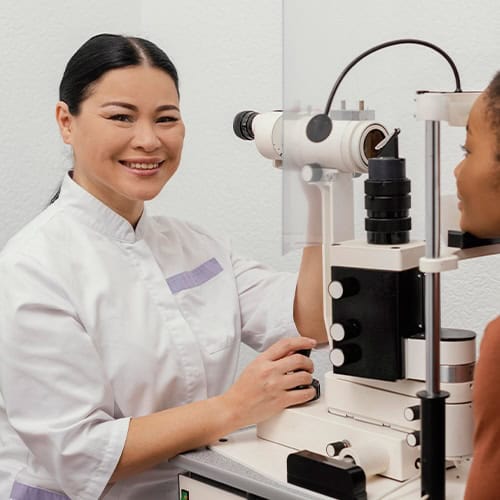 Ophthalmologist